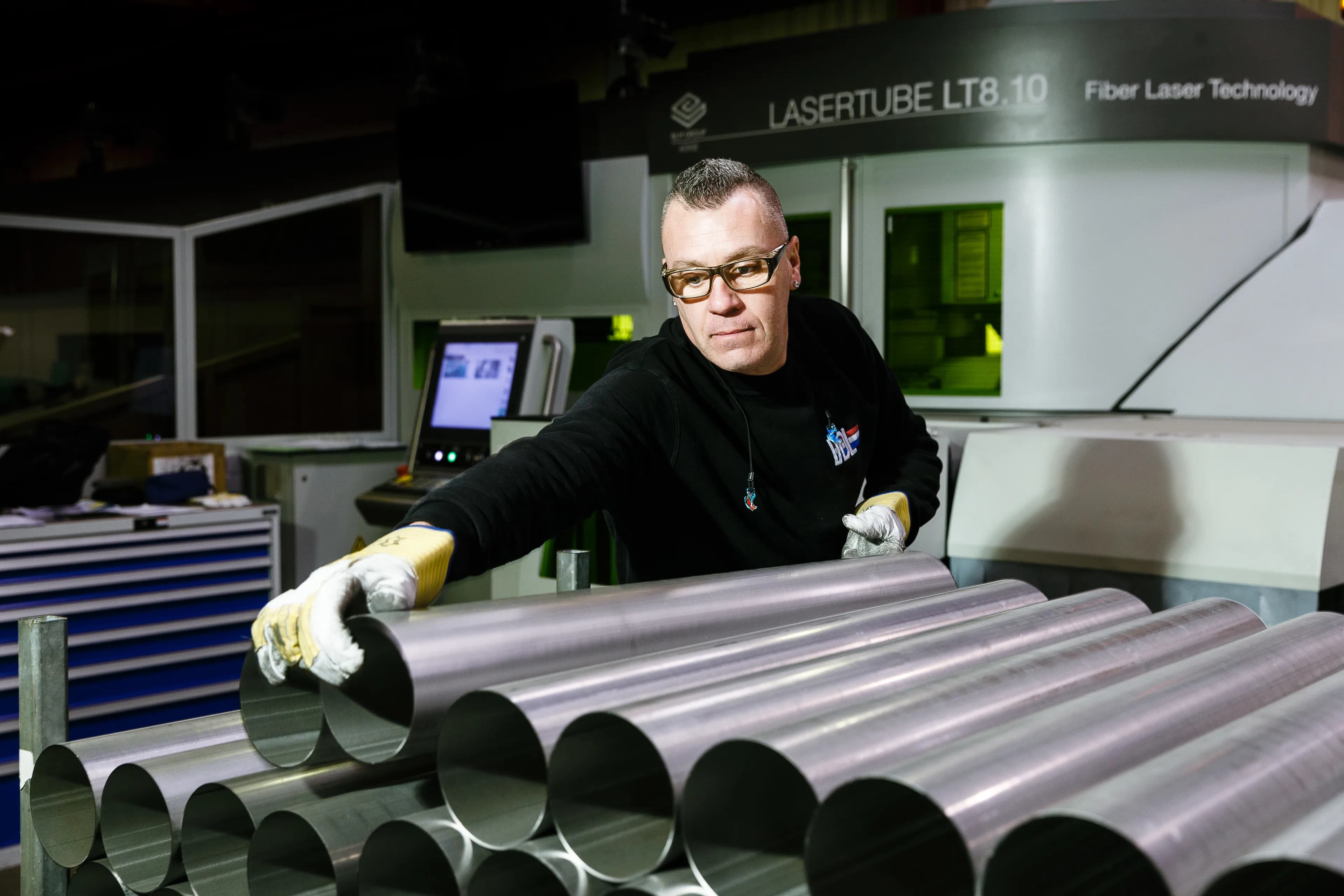 Gespecialiseerd in buis- en plaatbewerking